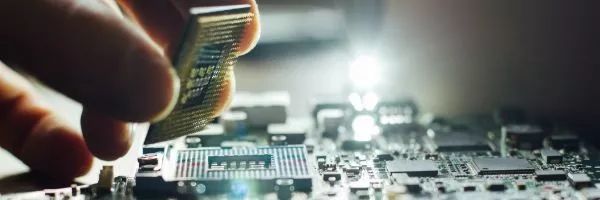 超越編程 計算機集成與信息系統，一個隱藏在STEM中的戰略樞紐